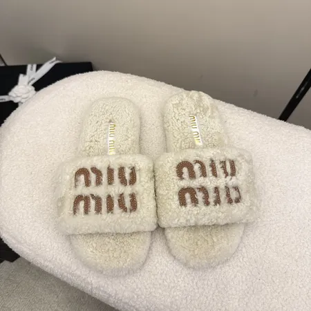 ミュウミュウ スリッパ