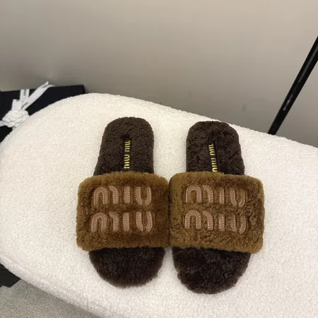 ミュウミュウ スリッパ