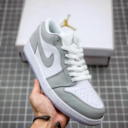 エアジョーダン スニーカー