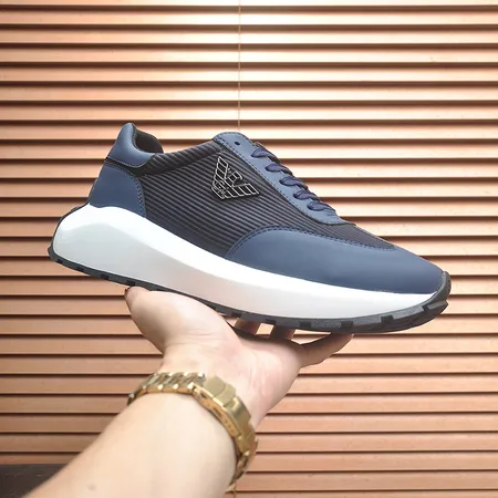 アルマーニ カジュアルシューズ