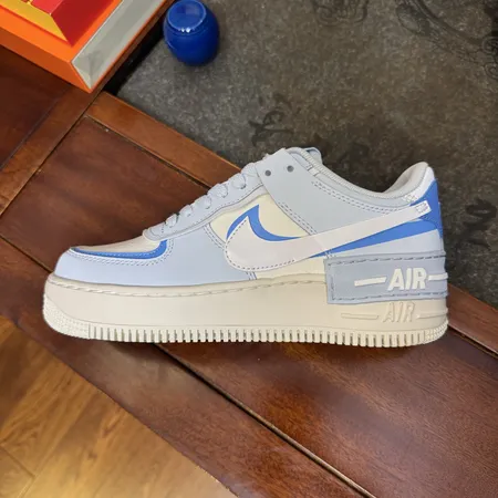 ナイキ カジュアルシューズ