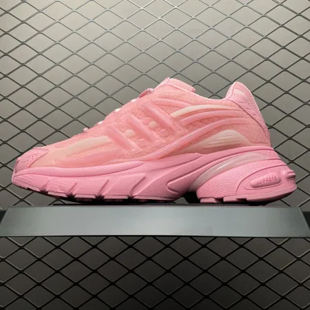 アディダス スニーカー