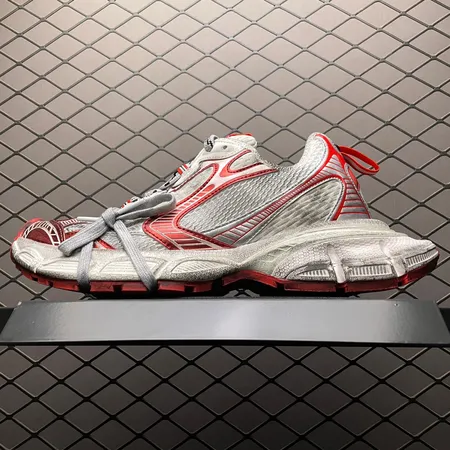 バレンシアガ スニーカー