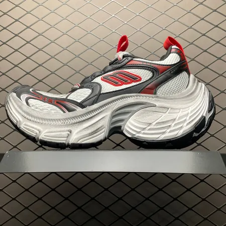 バレンシアガ スニーカー