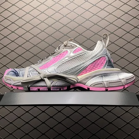 バレンシアガ スニーカー