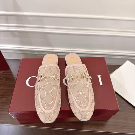 グッチ スリッパ