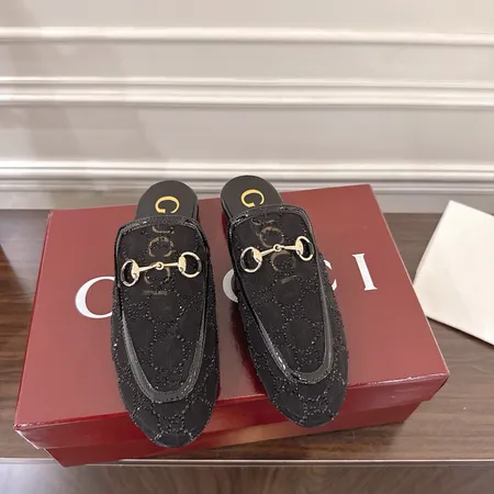 グッチ スリッパ