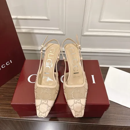 グッチ サンダル