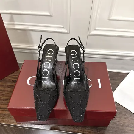 グッチ サンダル