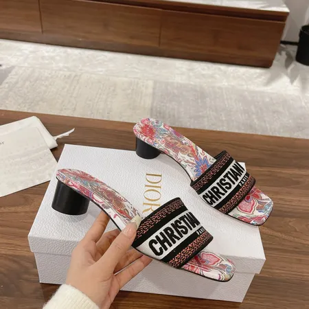 ディオール スリッパ