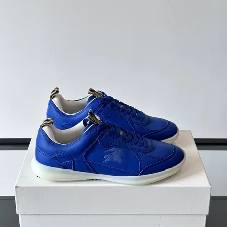 バーバリー ス スニーカー