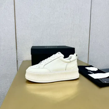 シャネル カジュアルシューズ