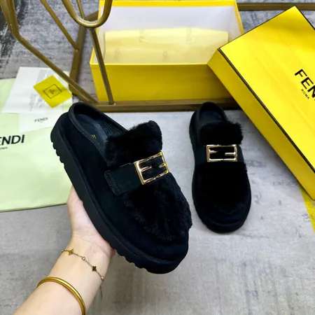 フェンディ スリッパ