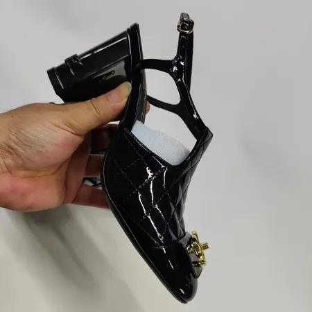 シャネル サンダル