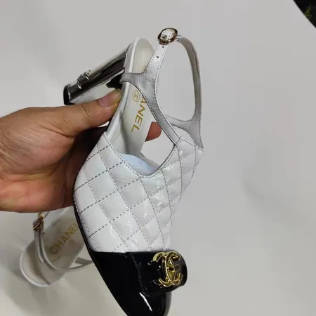 シャネル サンダル