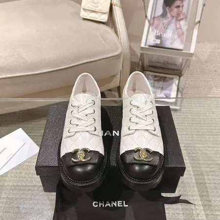 シャネル カジュアルシューズ