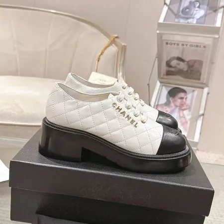 シャネル カジュアルシューズ