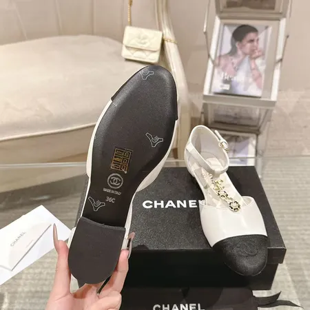 シャネル サンダル