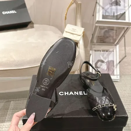 シャネル サンダル