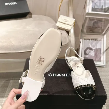 シャネル サンダル