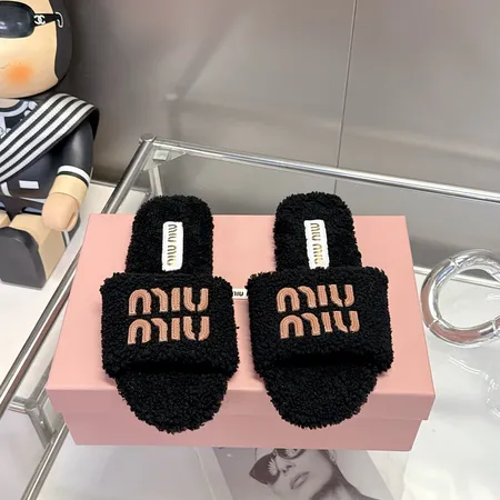 ミュウミュウ スリッパ