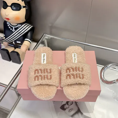 ミュウミュウ スリッパ