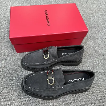 フェラガモ ビジネスシューズ