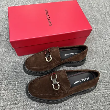 フェラガモ ビジネスシューズ