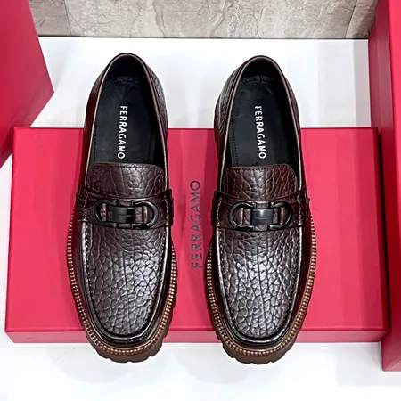 フェラガモ ビジネスシューズ