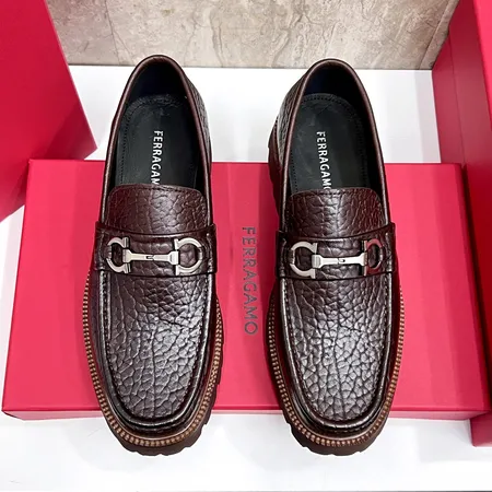 フェラガモ ビジネスシューズ