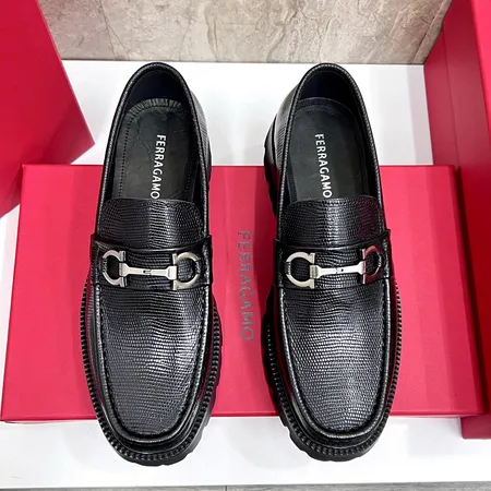 フェラガモ ビジネスシューズ