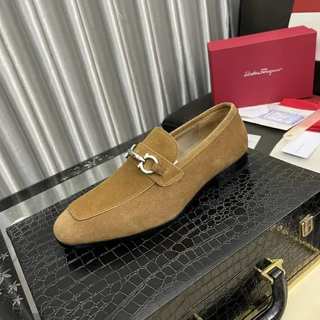 フェラガモ ビジネスシューズ