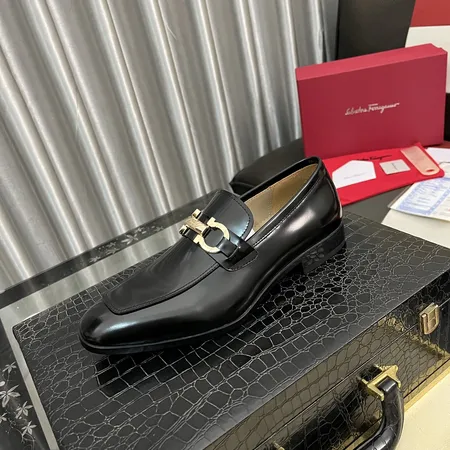 フェラガモ ビジネスシューズ