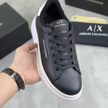 アルマーニ カジュアルシューズ