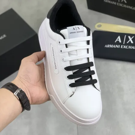 アルマーニ カジュアルシューズ