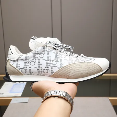 ディオール カジュアルシューズ