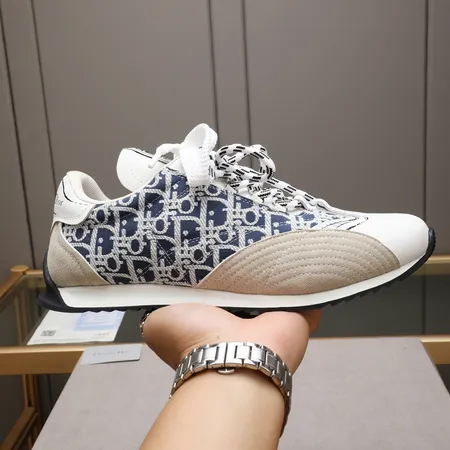 ディオール カジュアルシューズ