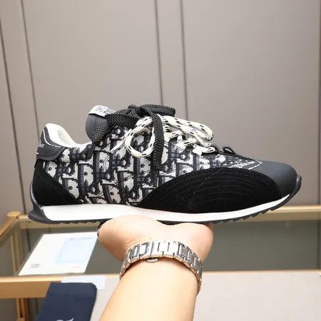 ディオール カジュアルシューズ