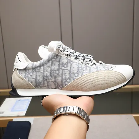 ディオール カジュアルシューズ