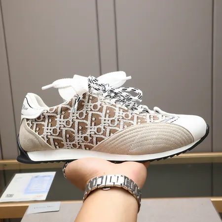 ディオール カジュアルシューズ