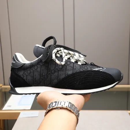 ディオール カジュアルシューズ