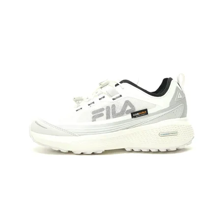 フィラ スニーカー
