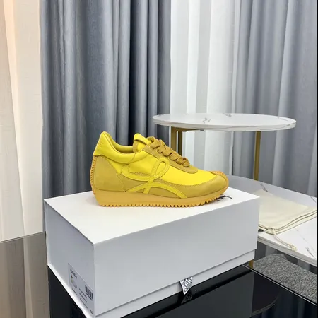 ロエベ カジュアルシューズ