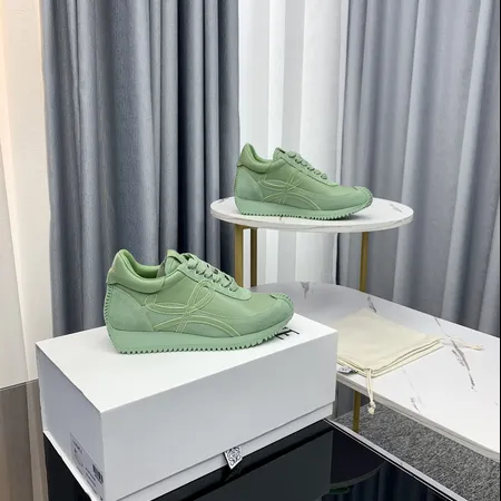 ロエベ カジュアルシューズ