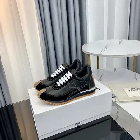 ロエベ カジュアルシューズ