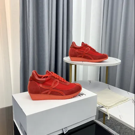 ロエベ カジュアルシューズ