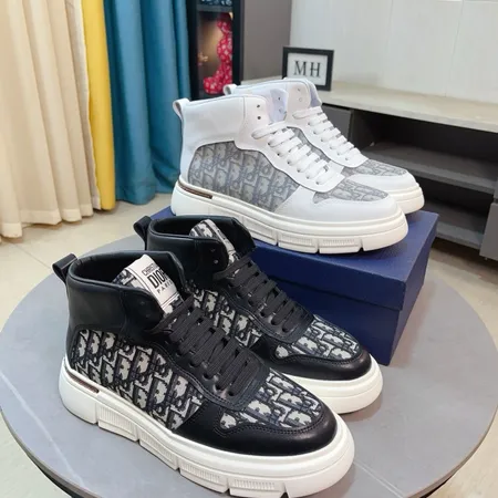 ディオール カジュアルシューズ