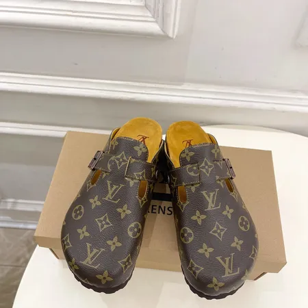 ルイヴィトン スリッパ