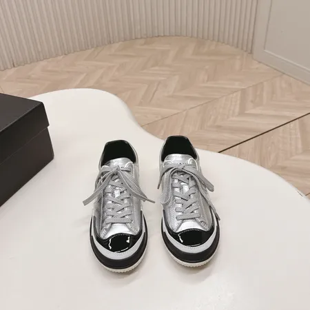 シャネル カジュアルシューズ