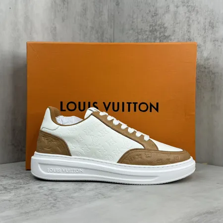 ルイヴィトン カジュアルシューズ